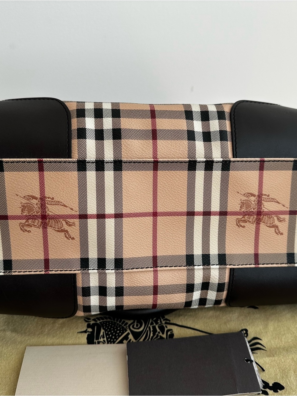 Burberry Beige Vintage Check Satchel with Black Leather Trim - Picture 14 of 16